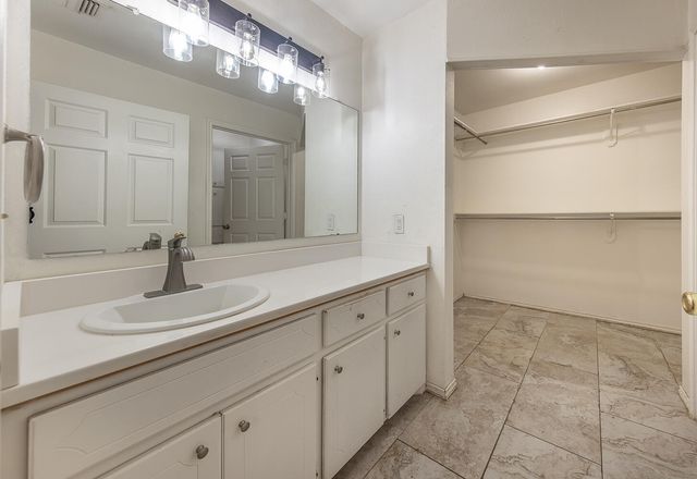 1036 Iola Avenue, Lubbock, TX 79416