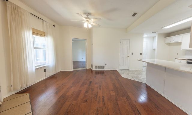 1036 Iola Avenue, Lubbock, TX 79416