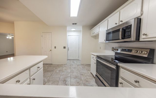 1036 Iola Avenue, Lubbock, TX 79416