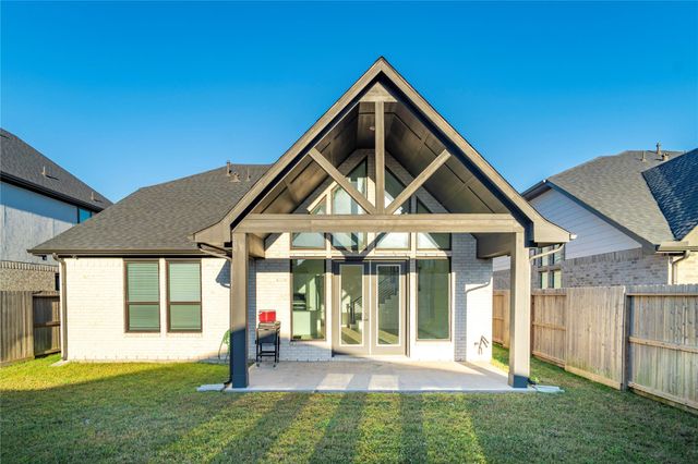 6014 Churchill Springs Lane, Fulshear, TX 77441