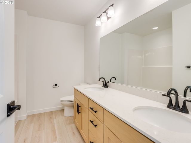 806 Nw 178TH Way, Ridgefield, WA 98642