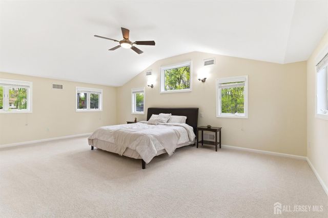 15 Southfield Road, Edison, NJ 08820