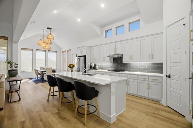 6033 Strada Cove, Fort Worth, TX 76123