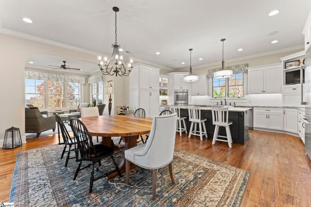 551 Cliffs Vista Parkway, Six Mile, SC 29682