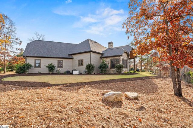 551 Cliffs Vista Parkway, Six Mile, SC 29682