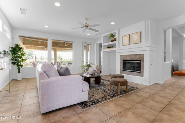 19640 N SHINNECOCK Drive, Surprise, AZ 85374