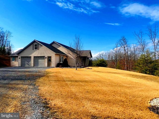 956 S LAKEWOOD DR, Ridgeley, WV 26753