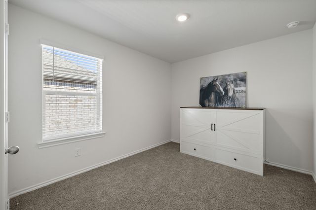 615 Joseph Road, Pilot Point, TX 76258