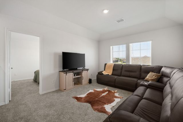 615 Joseph Road, Pilot Point, TX 76258