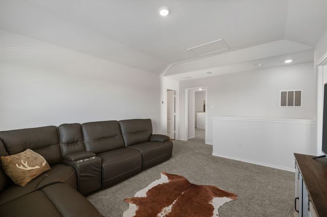 615 Joseph Road, Pilot Point, TX 76258