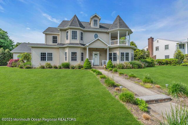 42 Pitney Avenue, Spring Lake, NJ 07762
