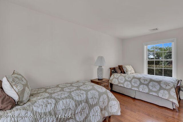 42 Pitney Avenue, Spring Lake, NJ 07762