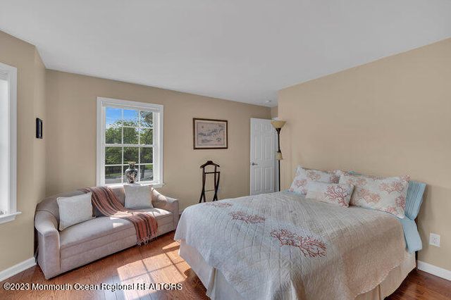 42 Pitney Avenue, Spring Lake, NJ 07762
