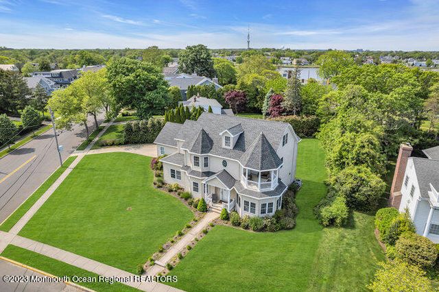 42 Pitney Avenue, Spring Lake, NJ 07762