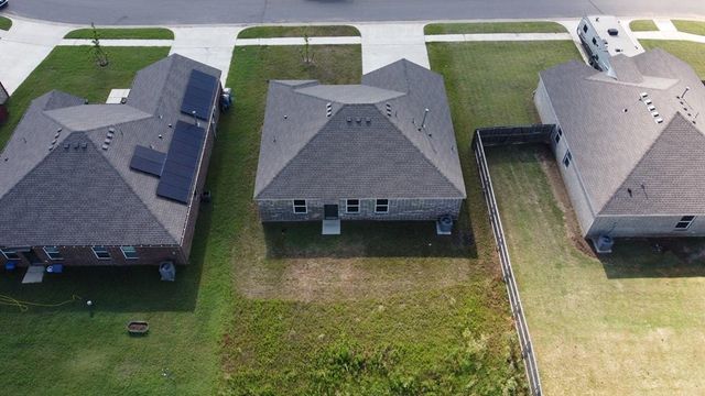 695 Foxtail Drive, Newcastle, OK 73065