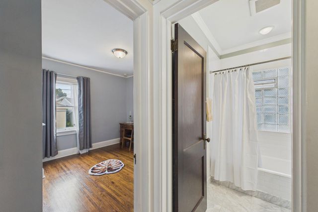 4039 Russell Avenue N, Minneapolis, MN 55412
