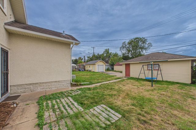 4039 Russell Avenue N, Minneapolis, MN 55412