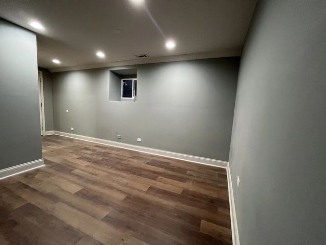 1446 W Irving Park Road 1, Chicago, IL 60613