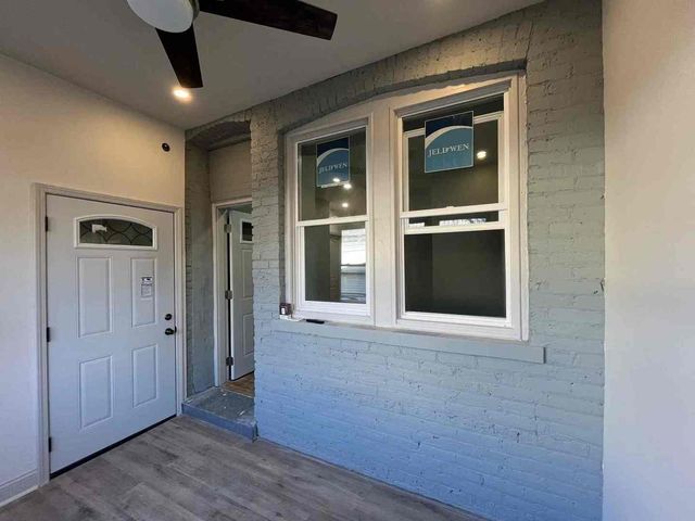 1446 W Irving Park Road 1, Chicago, IL 60613