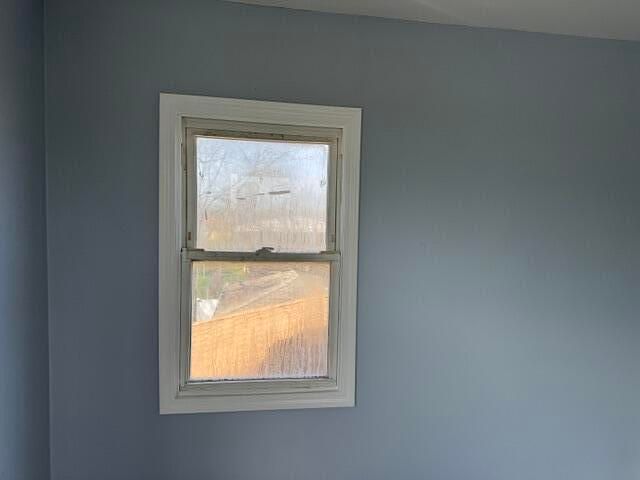 1960 M L King Drive, Gary, IN 46407