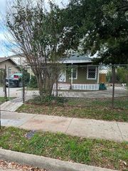 3331 Kelton Street, Houston, TX 77021