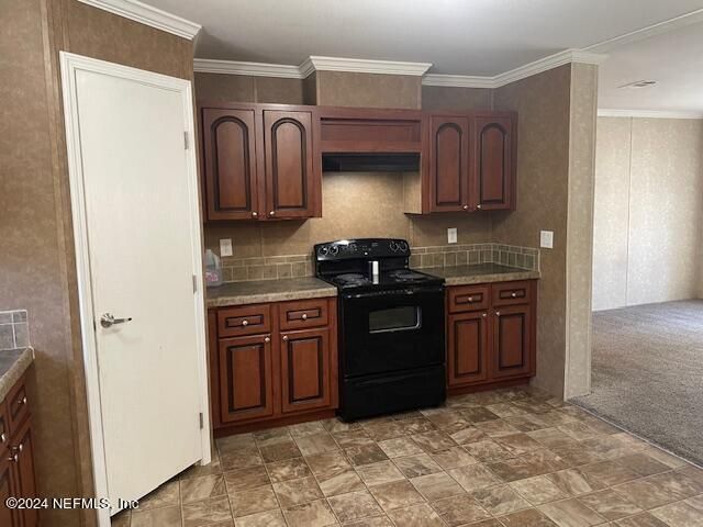 8891 E SNELLGROVE Avenue, Jacksonville, FL 32220