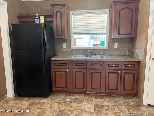 8891 E SNELLGROVE Avenue, Jacksonville, FL 32220