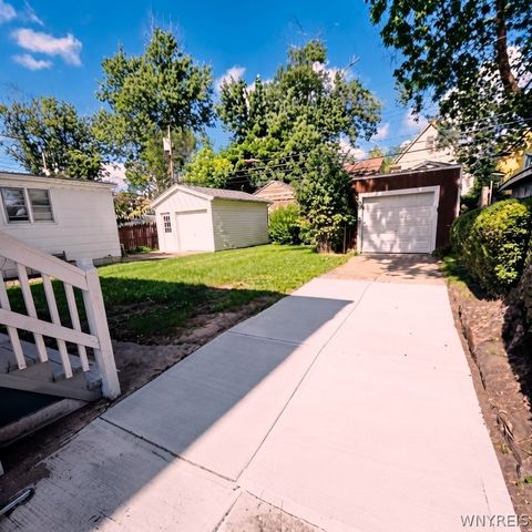 75 West Hazeltine Avenue, Tonawanda, NY 14217