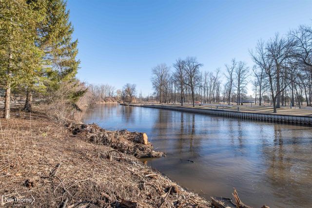 229 N Water Street, Au Gres, MI 48703