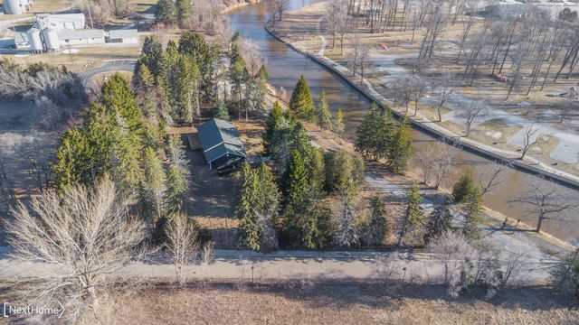 229 N Water Street, Au Gres, MI 48703