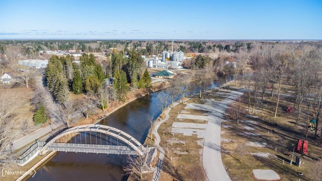 229 N Water Street, Au Gres, MI 48703