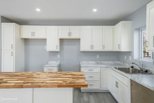 229 N Water Street, Au Gres, MI 48703