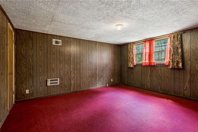 2761 Valleydale Drive NW, Conyers, GA 30012