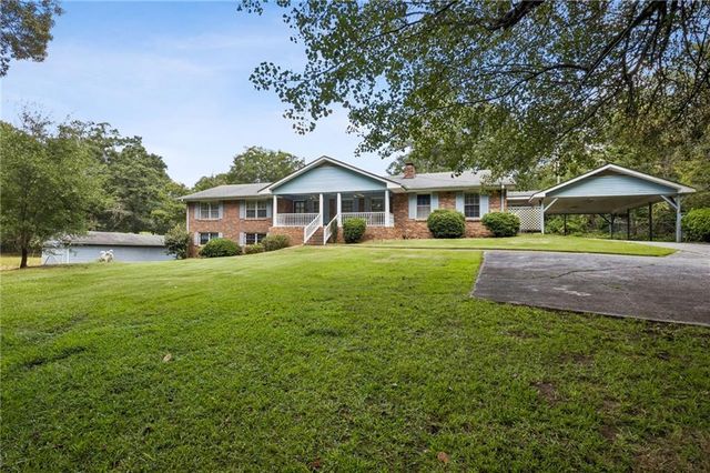 2761 Valleydale Drive NW, Conyers, GA 30012