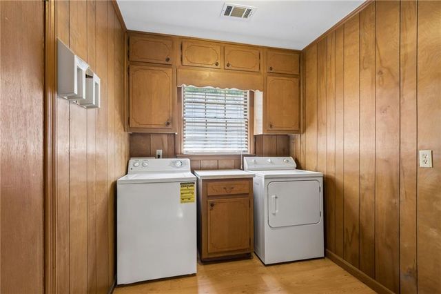 2761 Valleydale Drive NW, Conyers, GA 30012