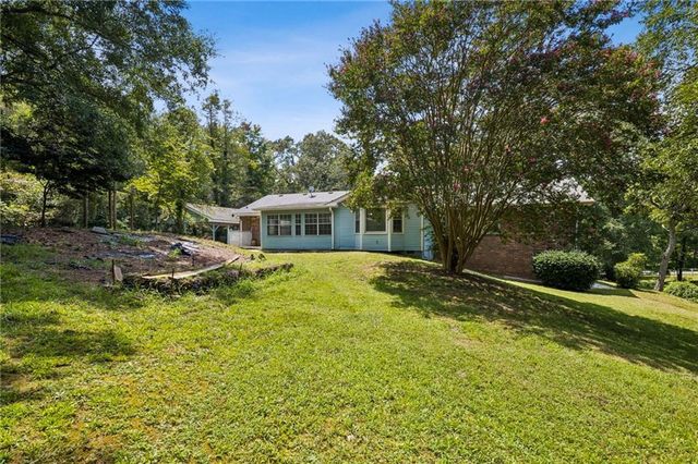 2761 Valleydale Drive NW, Conyers, GA 30012