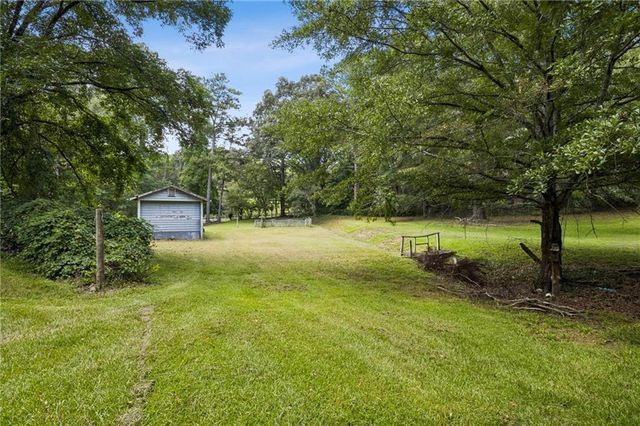 2761 Valleydale Drive NW, Conyers, GA 30012