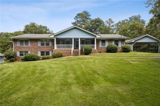 2761 Valleydale Drive NW, Conyers, GA 30012