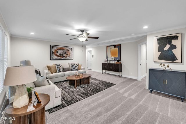 18424 Fortunes Way, Abingdon, VA 24210