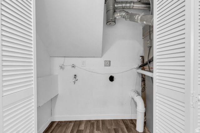 3052 S CORTNEY DR, West Valley City, UT 84120