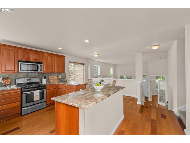 3731 WILD ROSE Loop, West Linn, OR 97068