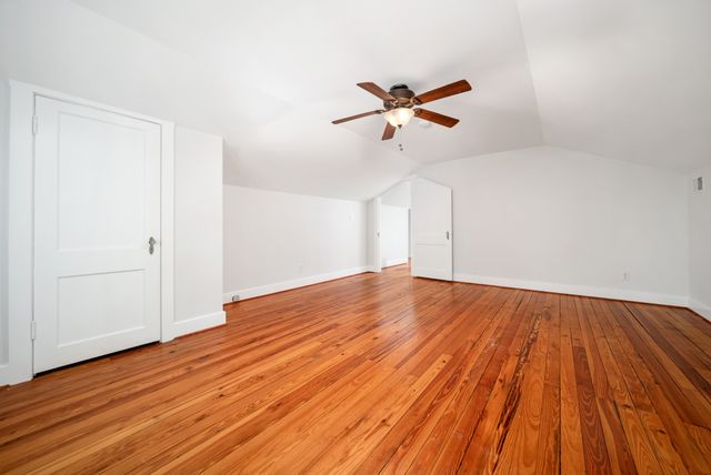 1710 Gale Ln, Nashville, TN 37212