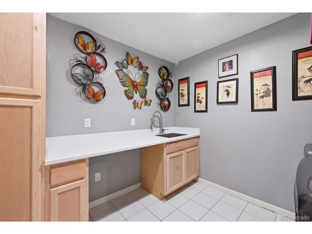 915 Mcmurdo Cir, Castle Rock, CO 80108