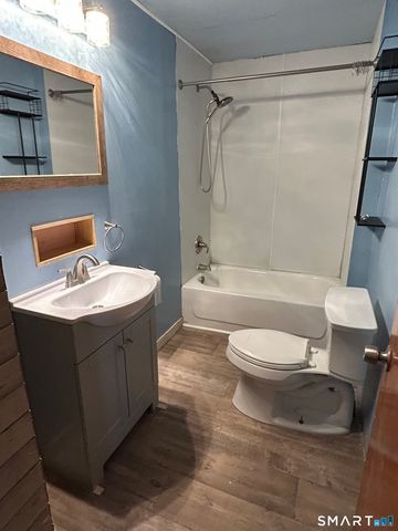 390 Park Avenue, Torrington, CT 06790