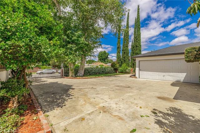 6454 Baird, Reseda, CA 91335