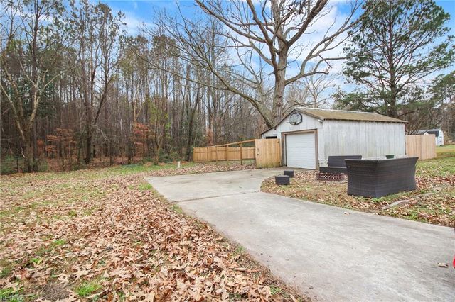 8725 S Quay RD, Suffolk, VA 23437