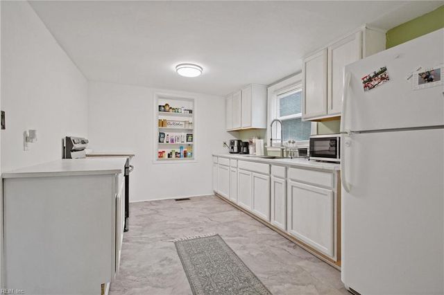 8725 S Quay RD, Suffolk, VA 23437