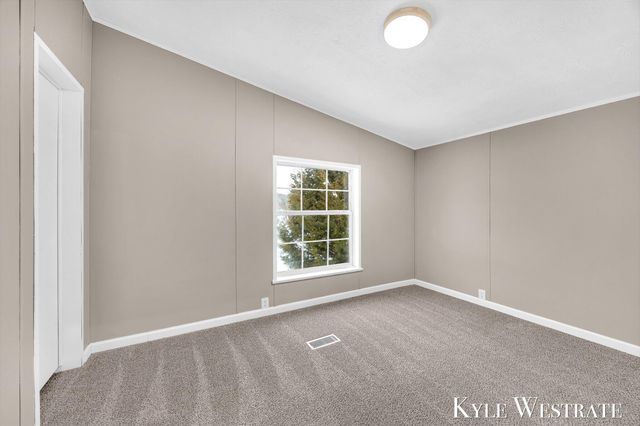 1019 Vining Road, Montcalm Twp, MI 48838