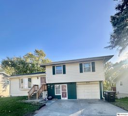 6341 Read Street, Omaha, NE 68152