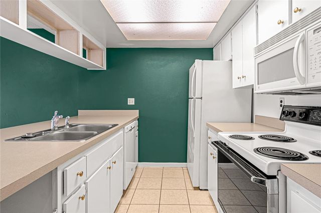 5840 PEREGRINE AVENUE 5840, Orlando, FL 32819